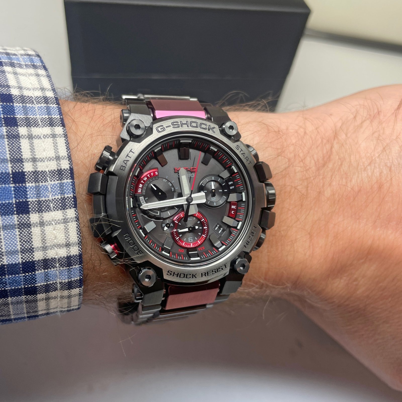 MTG MTGB3000BD1A Dark Grey Bordeaux IP Red Bluetooth Watch - Image 2
